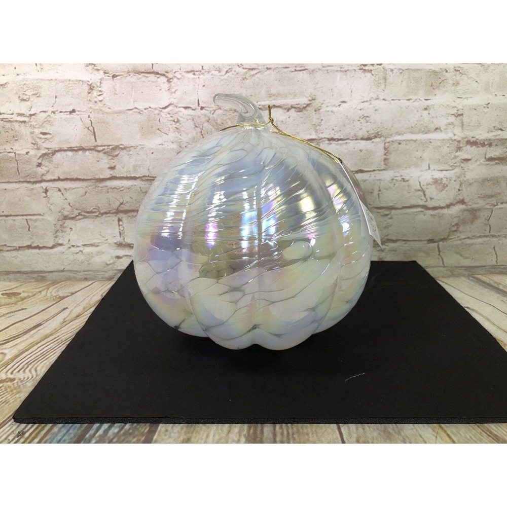 Huta Szkea artisan studio hand blown in Poland iridescent glass pumpkin - Picture 2 of 9
